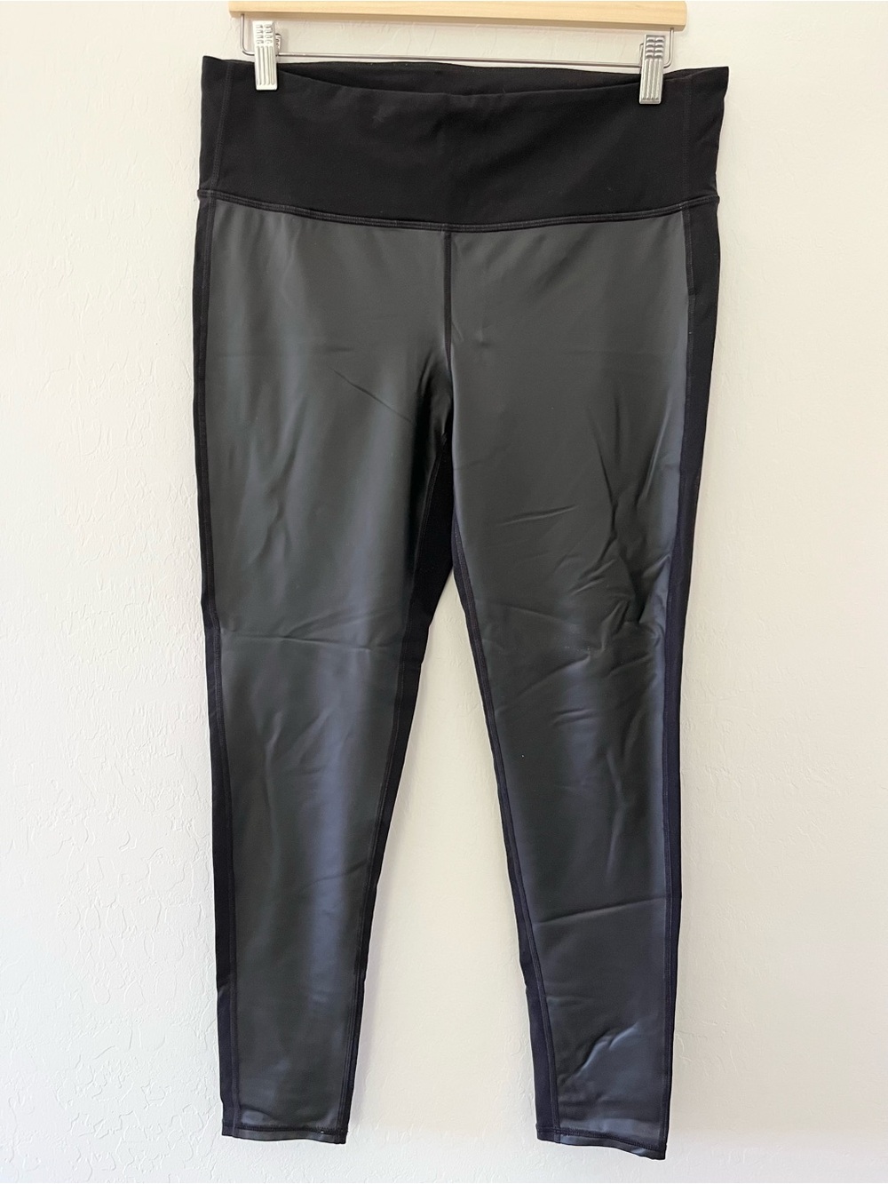 Athleta Black Faux Leather Leggings | High Rise Size L